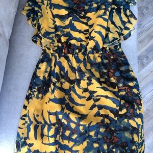 Ruffle short sleeve dress